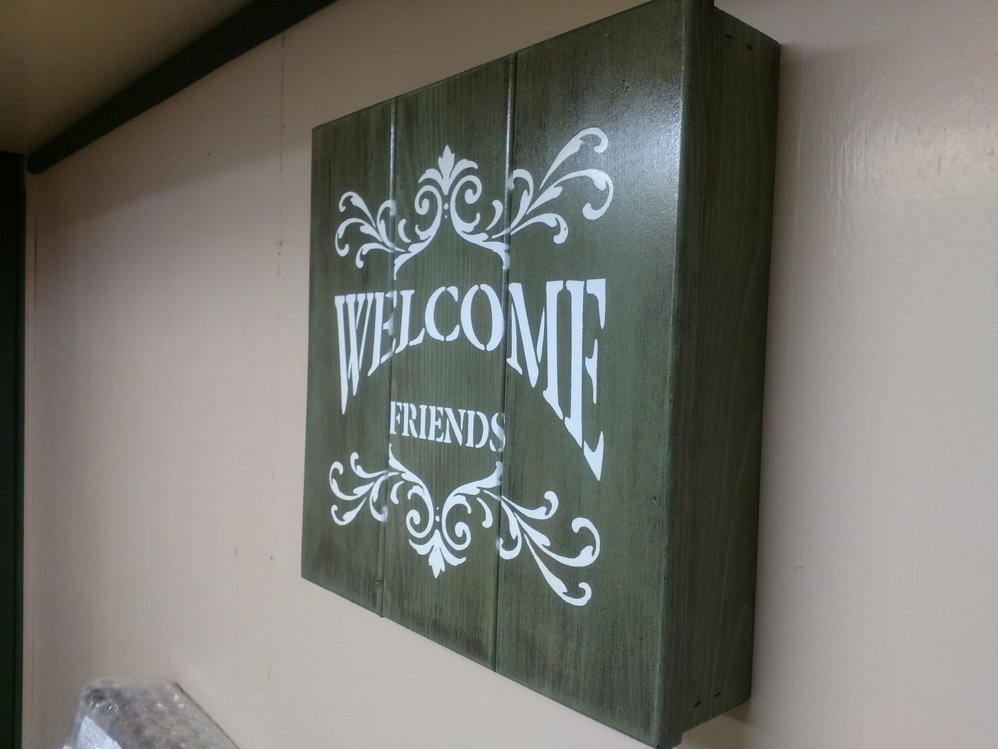 Liberty Home Concealment "Welcome Friends" Gun Concealment Wall Art Box