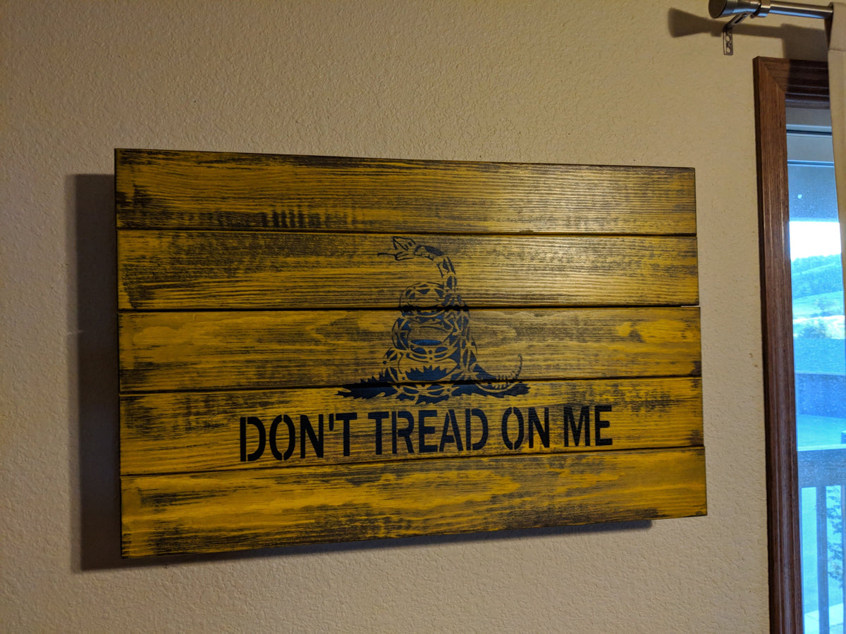 Liberty Home Concealment Small Wooden State Flag & Special Design Gun Case