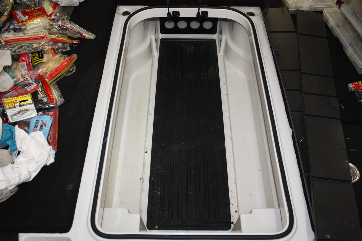 AMPD Marine NPDRANG0021   2019 Ranger®  Z519 / Z518 CENTER COMPARTMENT KIT