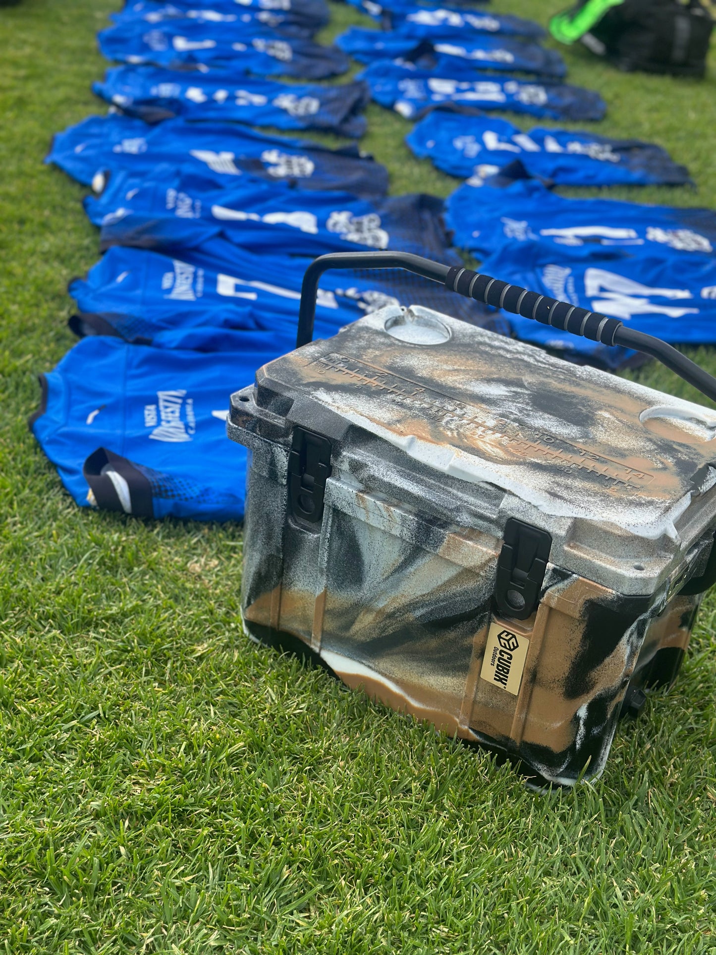 Cubix Outdoors 20 Quart Rotomolded Cooler - QuadraX