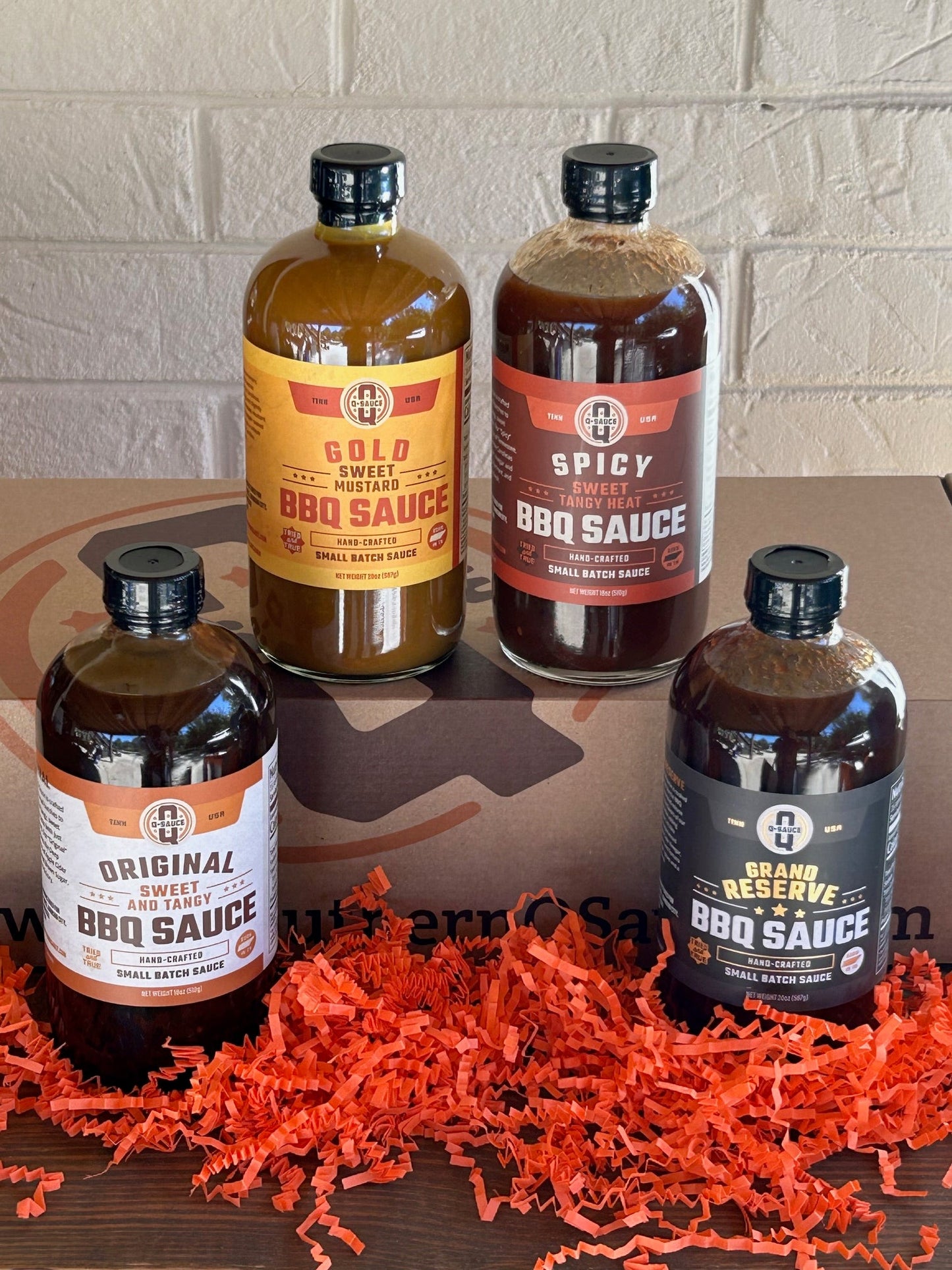 Q Sauce Whole Hog Gift Box