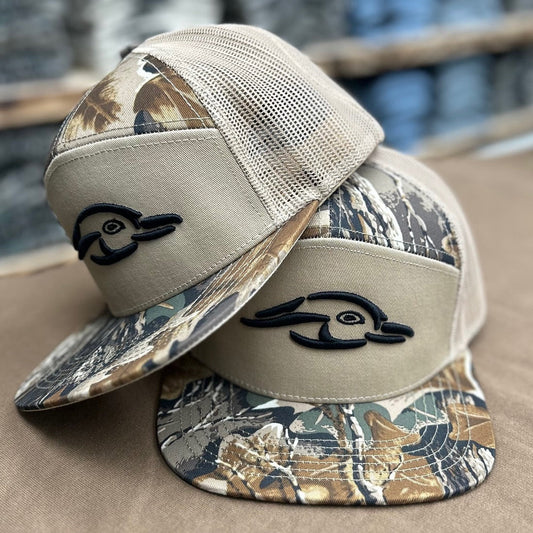 American Flyway Waterfowl Realtree Advantage 7 Panel Duck Logo Hat