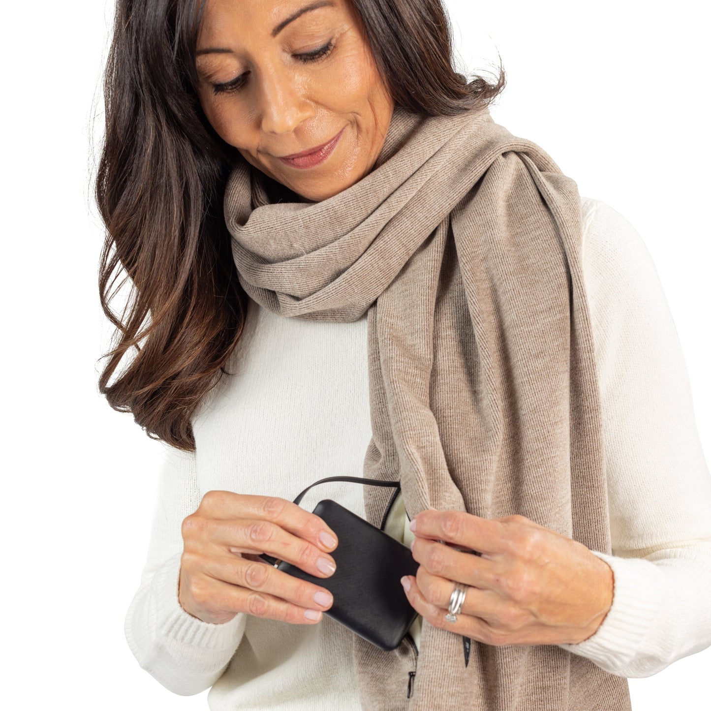 Gobi Heat Enso Heated Scarf – Fashion Meets Function