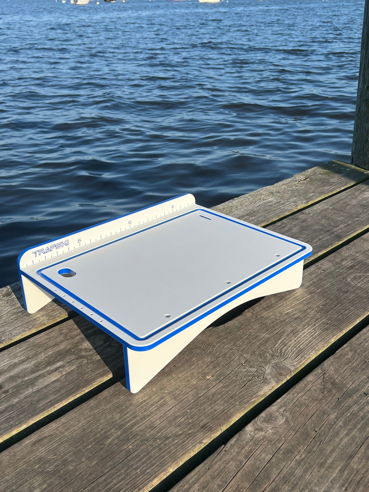 TRAPSKI Premium Single Bucket Raised 18" Fillet Table and Cutting Board