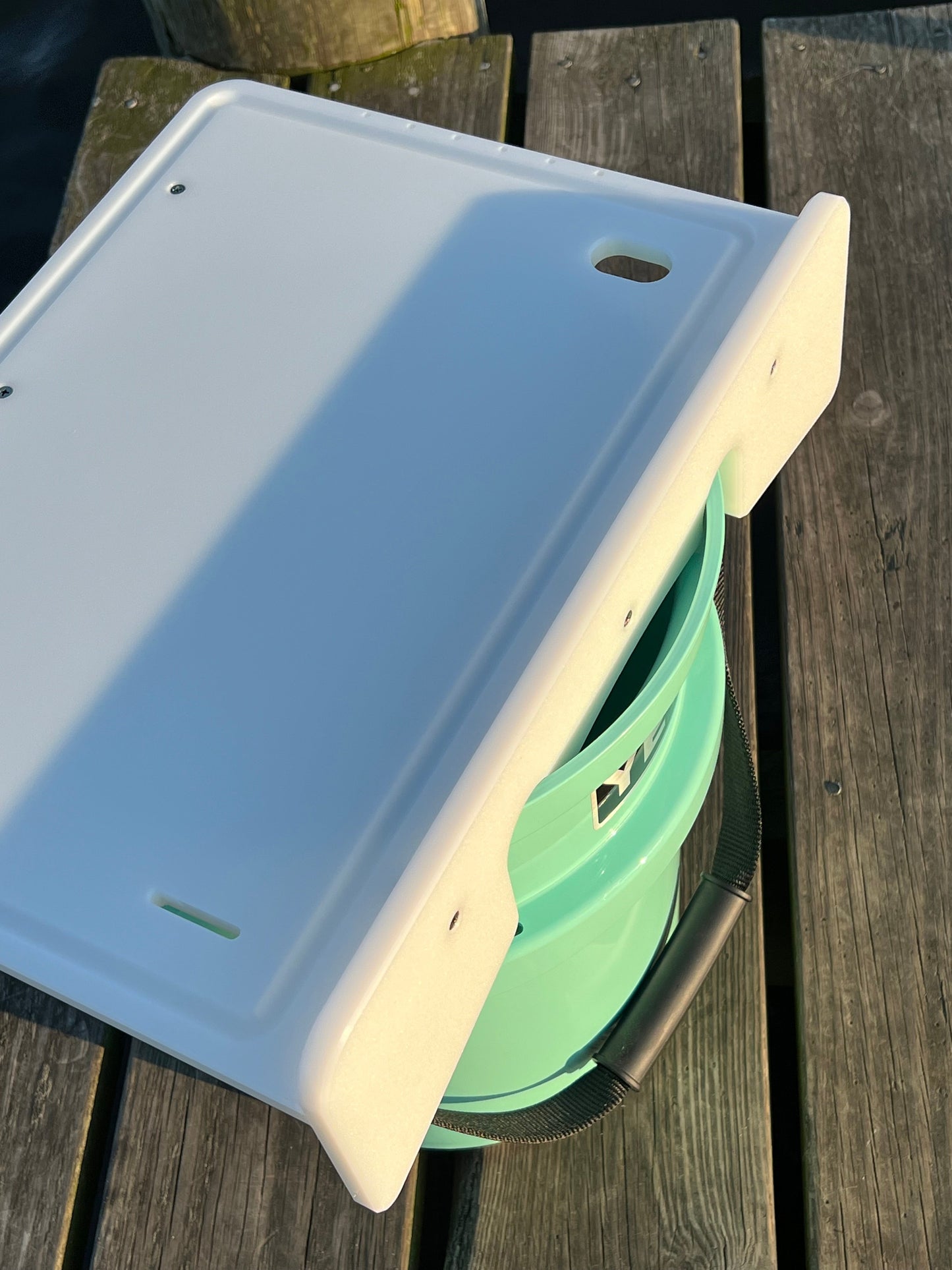 TRAPSKI Premium Single Bucket Raised 18" Fillet Table and Cutting Board