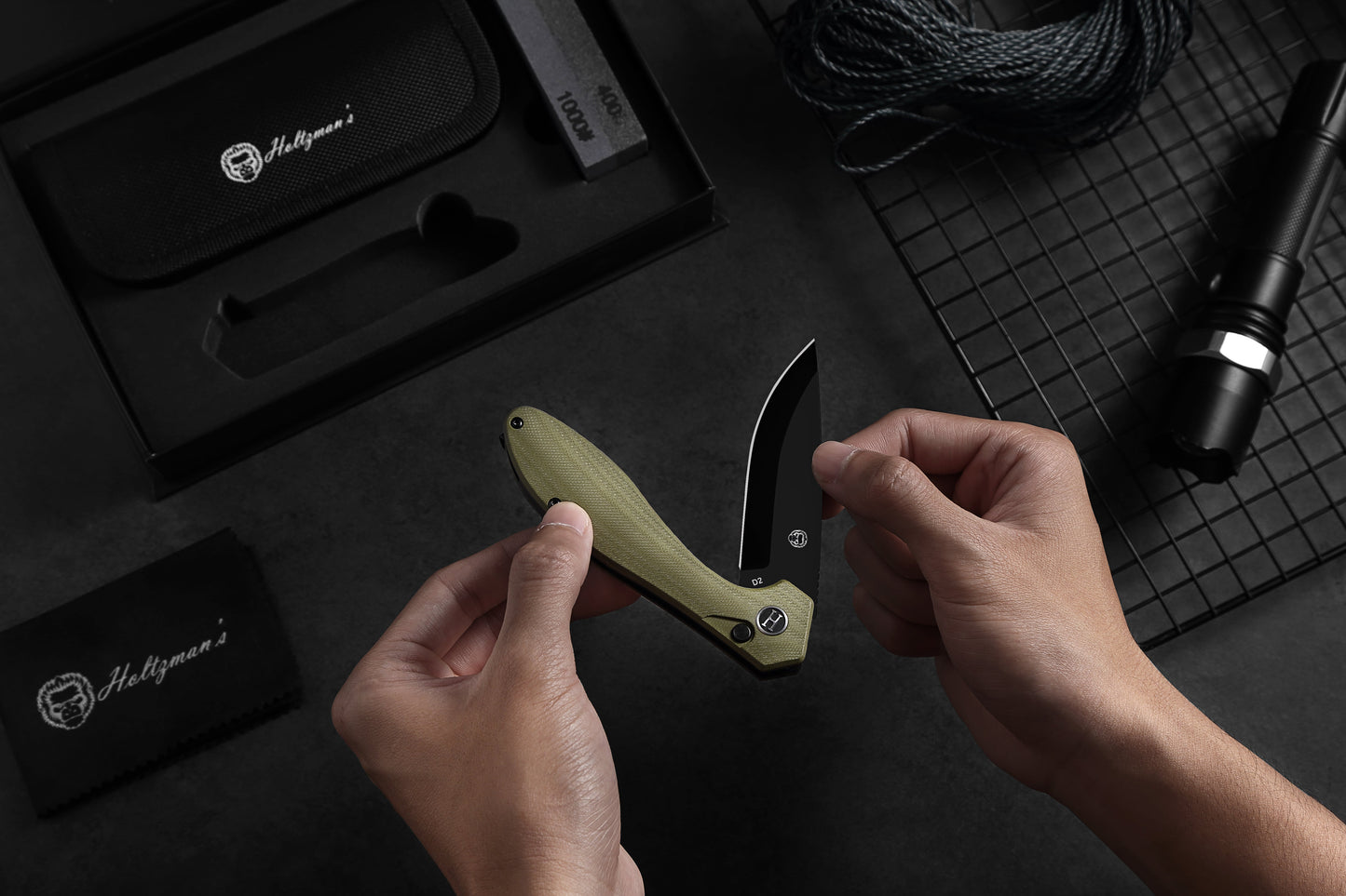 Holtzman's Gorilla Survival The Vector Folding Pocket Knife Giftset for Men and Women (Green and Black)