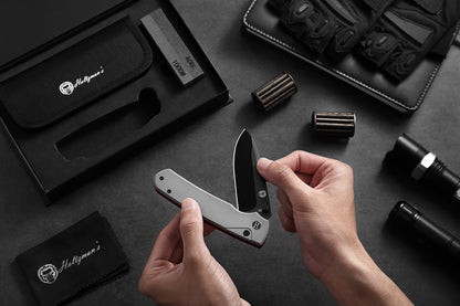 Holtzman's Gorilla Survival The Loyalist Folding Pocket Knife Giftset for Men and Women (Black and White)