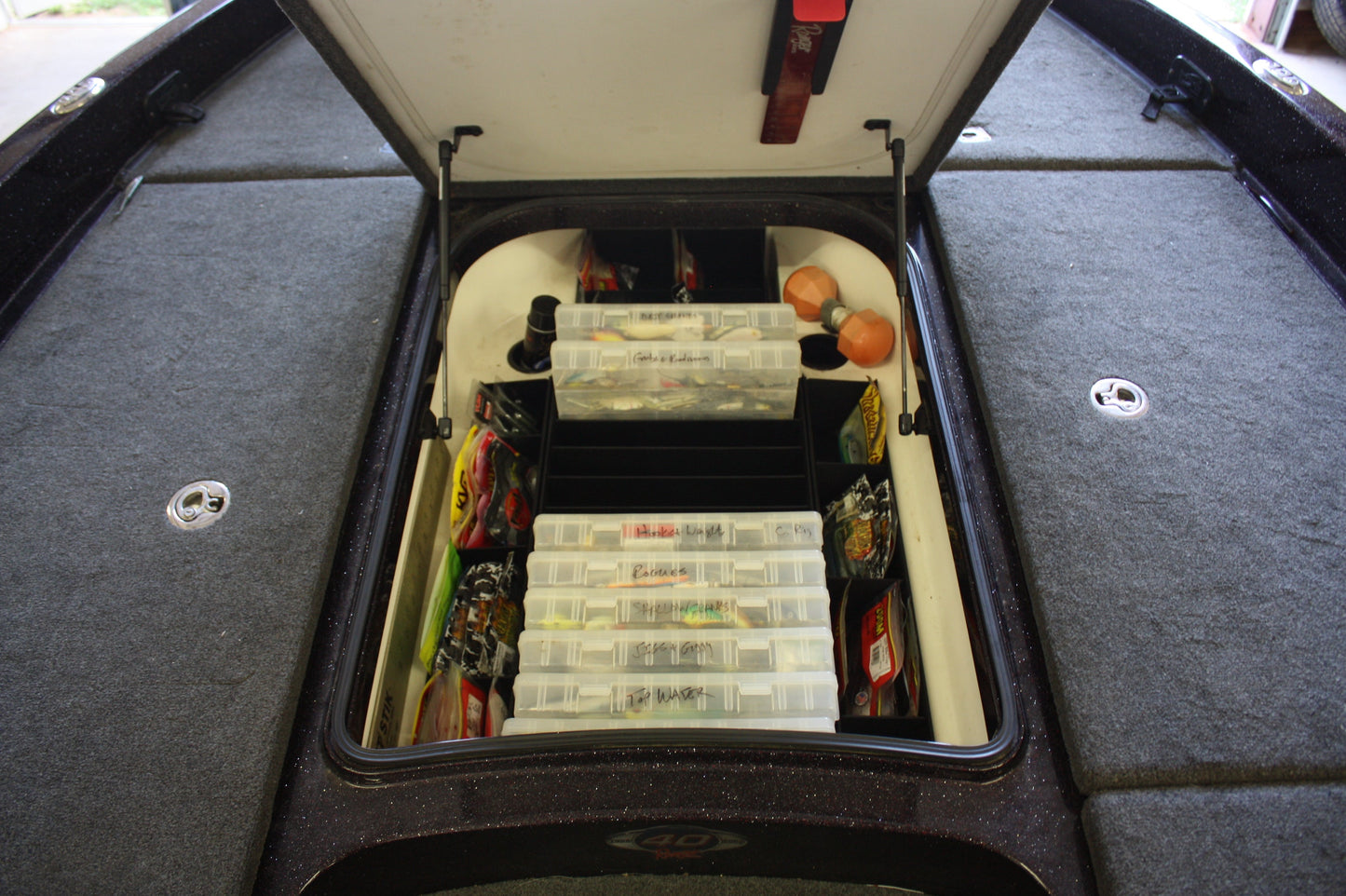 AMPD Marine NPDRANG0009 Ranger® 2008-2009 Z520  2011 Z521 Comanche  CENTER COMPARTMENT KIT