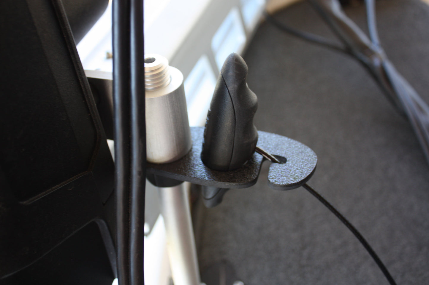 AMPD Marine NPDTMHH AMPD MARINE TM HANDLE HOLDER