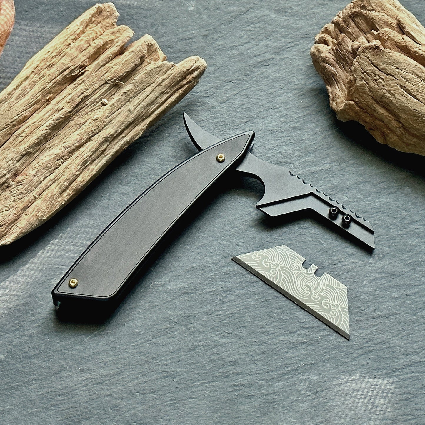 Stinger Survival Tools Vintage Straight Style Utility Tool