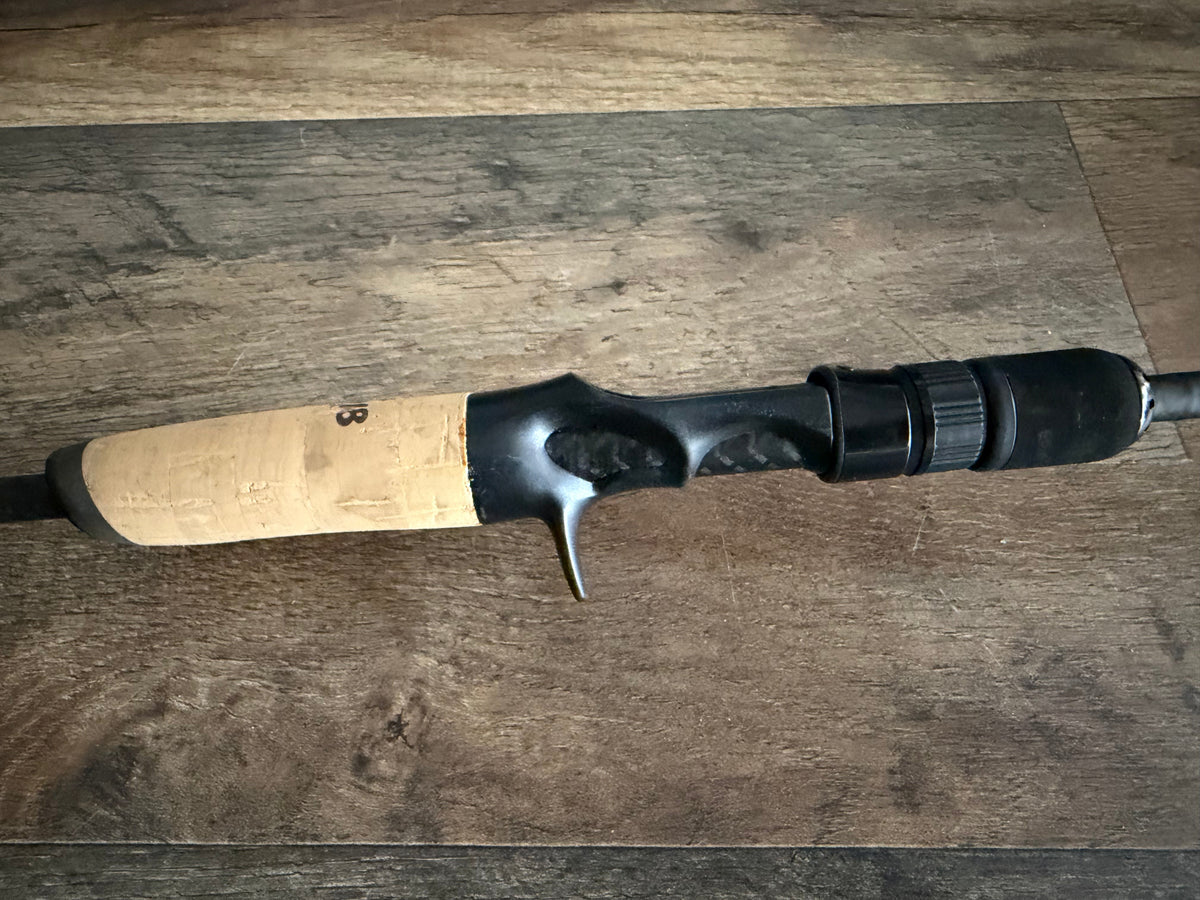 Old 18 Knighthawk - 7'0" Light Casting Extra Fast