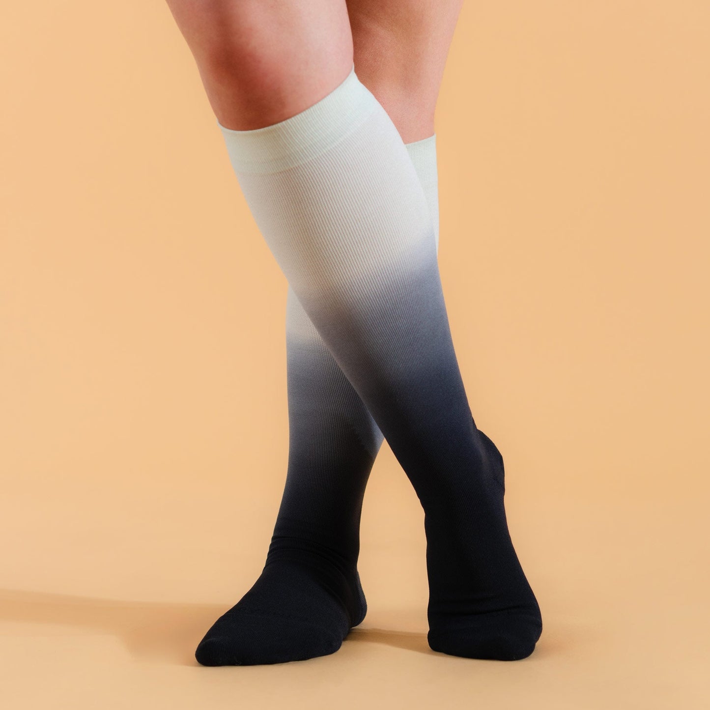 Comrad Knee-High Compression Socks - Ombre (20-30 mmHg)