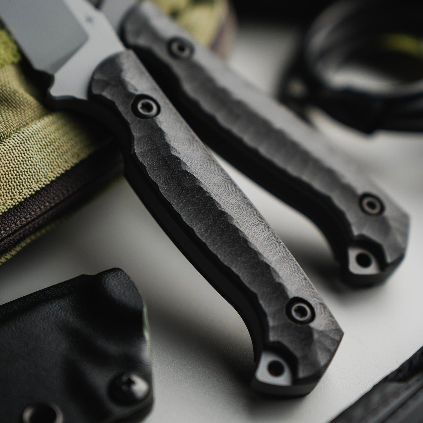 Toor Knives Krypteia T - Phantom Grey