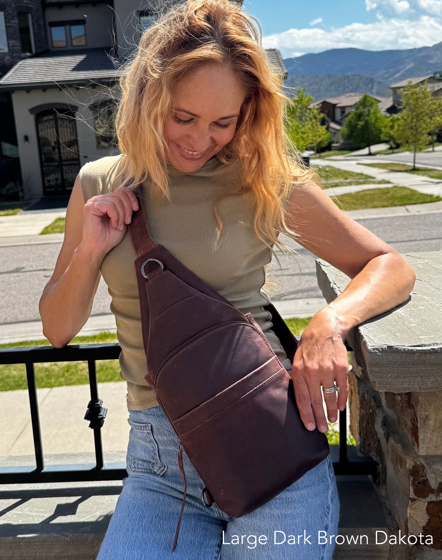 Concealed Carry Unisex Dakota Leather Sling by Lady Conceal
