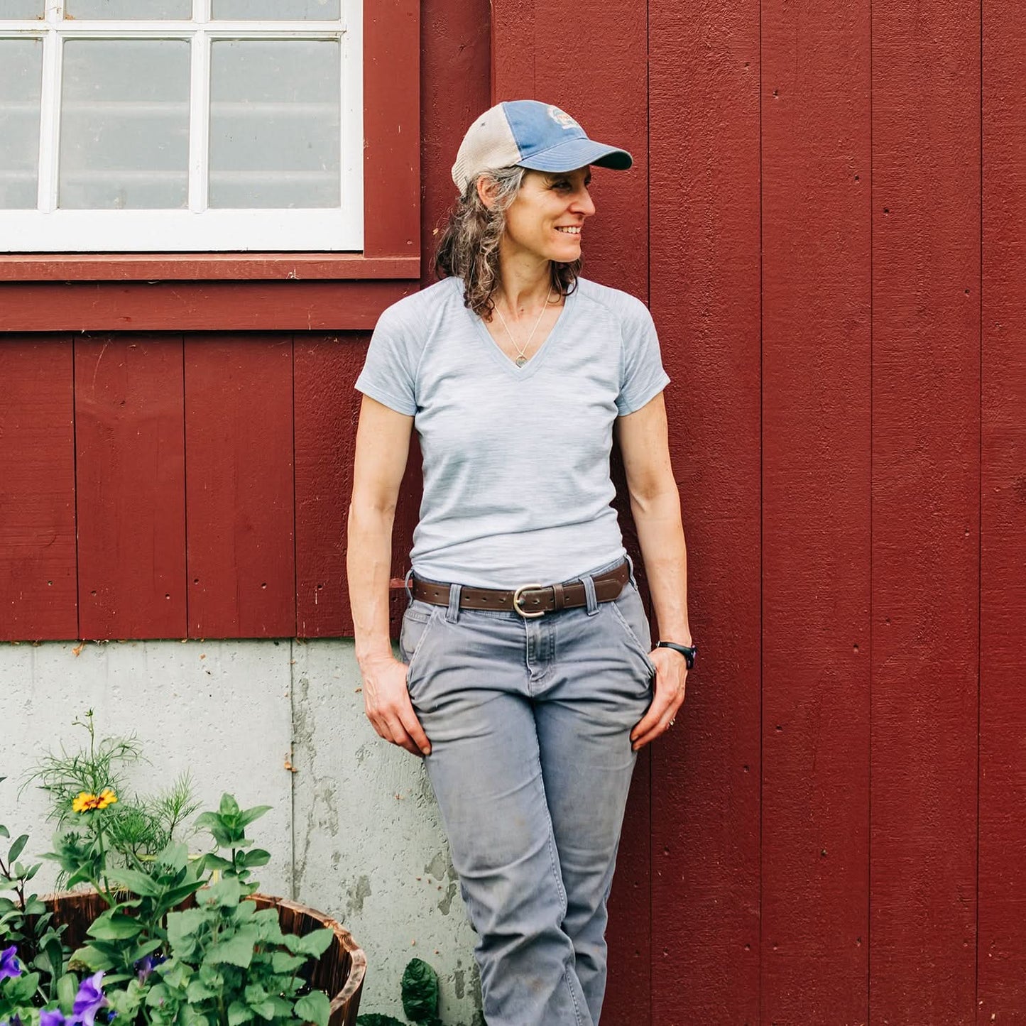 Minus33 Micro Weight - Women's Wool V-Neck T-Shirt Woolverino