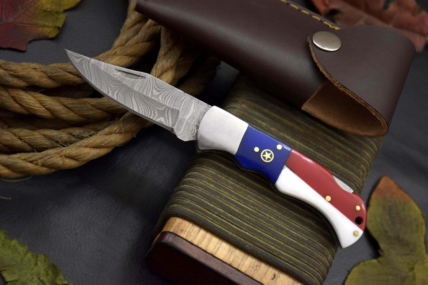 Texan Knives Handcrafted Damascus Steel Pocket Knife – Texas Flag Handle & Leather Sheath | Collectible EDC Gift