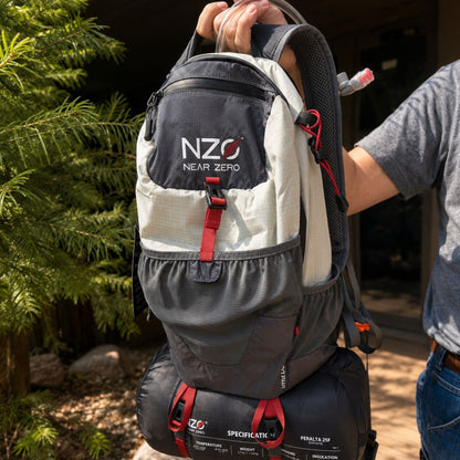 Near Zero Little Dean - 20L Hiking Backpack