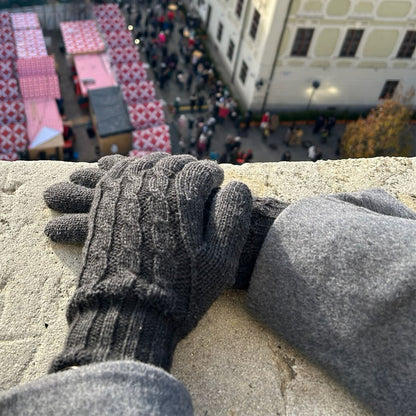 The Buffalo Wool Co. Pro Gear Cabled Ladies Gloves