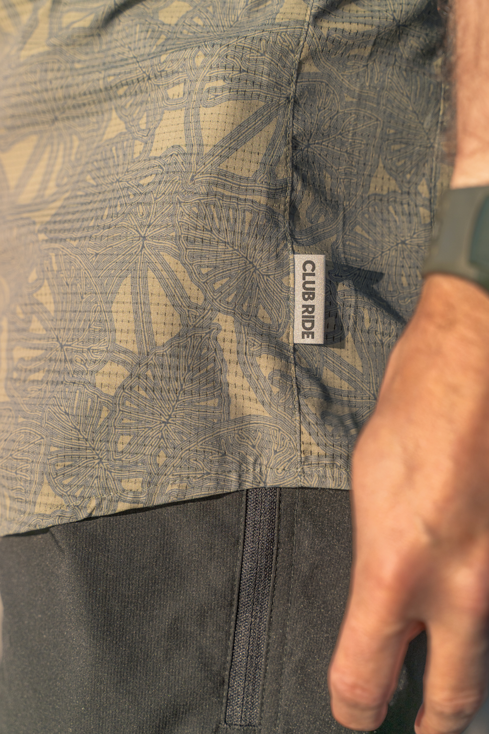 Club Ride Apparel Men's Motive Ultra-Breathable Shirt