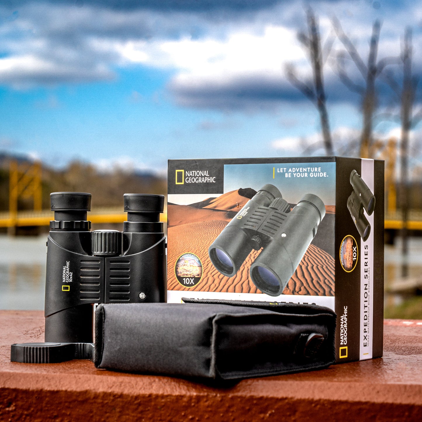 Explore Scientific Expedition Series 10x42 WP Binoculars