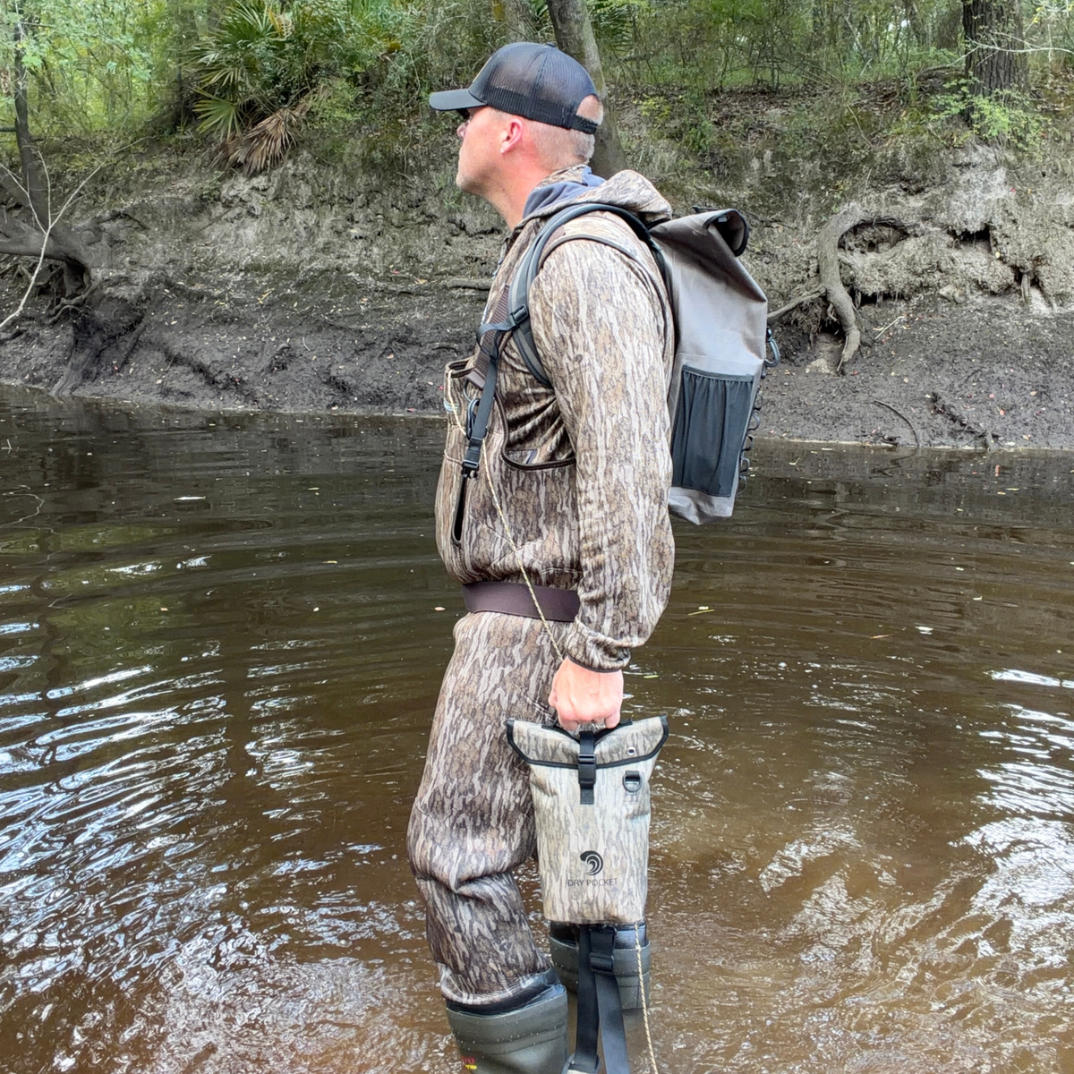 Dry Pocket Waterproof Floating Shell Bag / Dry Bag - Mossy Oak Bottomland Camo