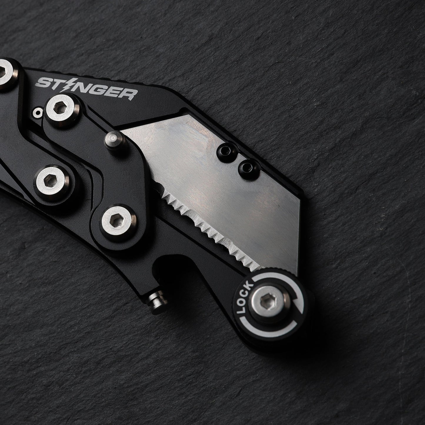 Stinger Survival Tools P01 Partially Serrated Utility Blade Replacement (6 pcs)