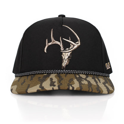 Paramount Outdoors Bottomland Deer Skull
