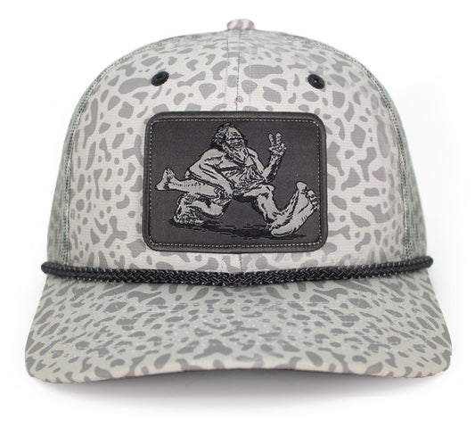 Paramount Outdoors Bigfoot Bass Squatch Fishing 6-Panel Rope Cap