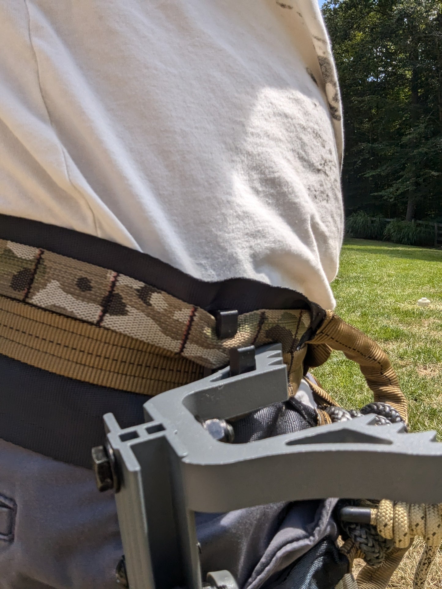 3D Hunting Solutions Hawk Helium Climbing Stick Hanger