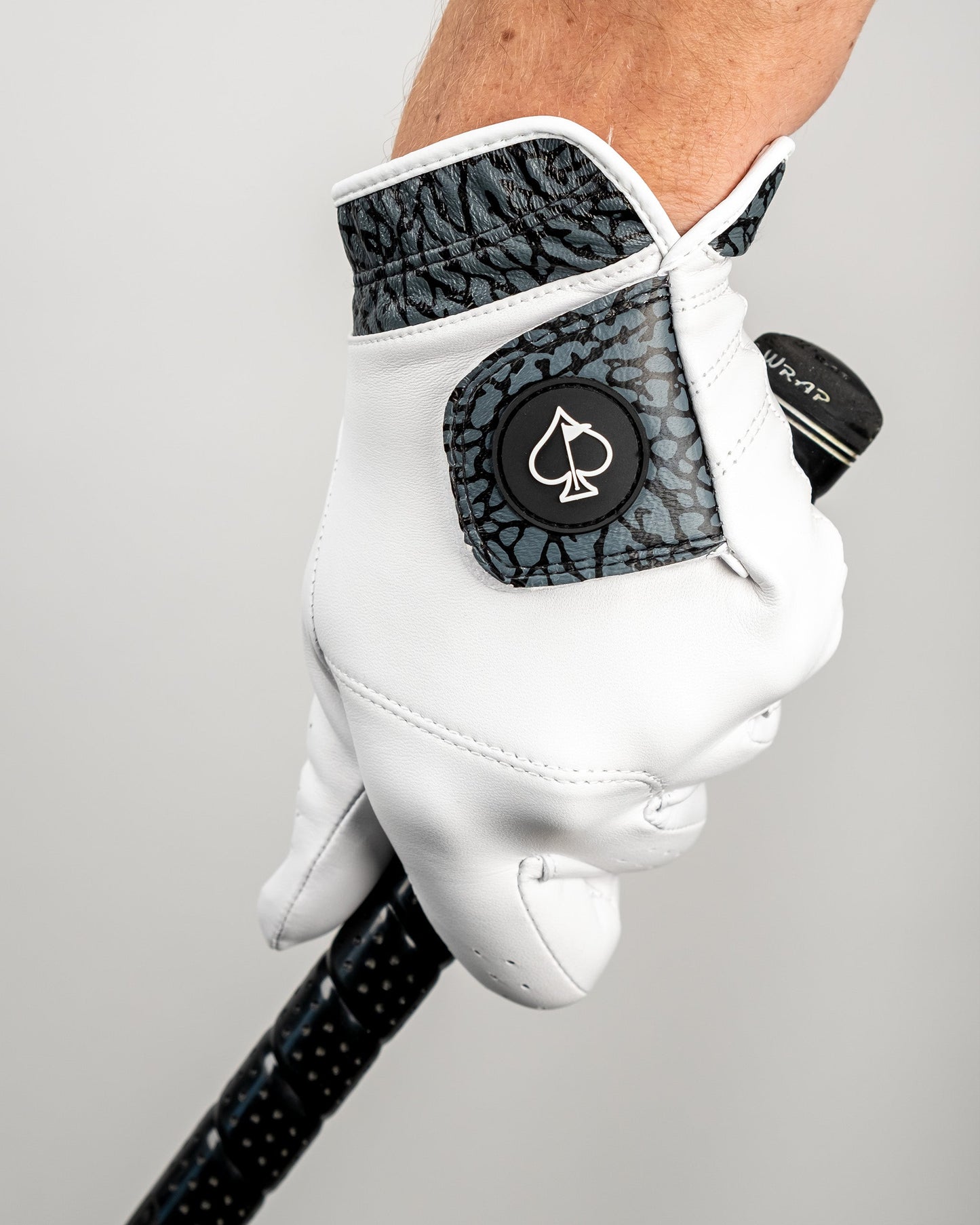 Pins and Aces Premium Tour Glove - Elephant Print