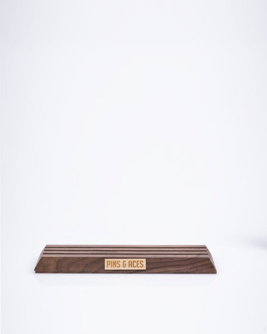 Pins and Aces Ball Marker Display