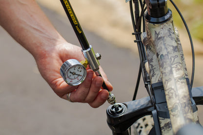 Rambo Bikes Buzzy’s Pollinator 300PSI Shock Pump