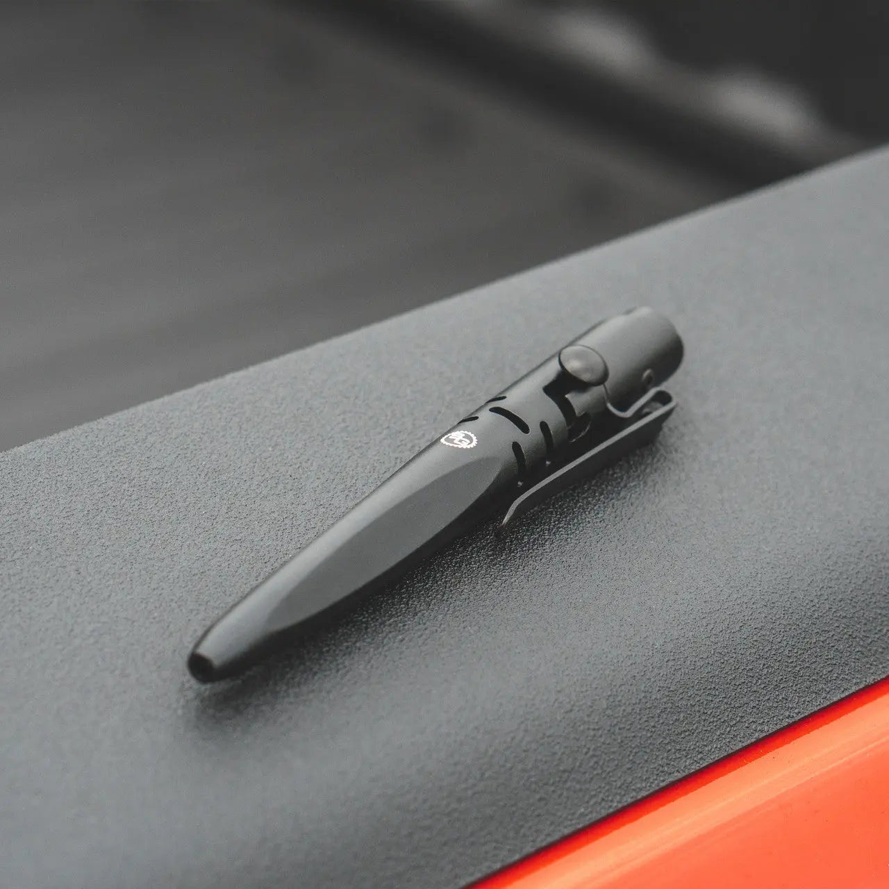 Clip & Carry SKRAWL Tactical Pen