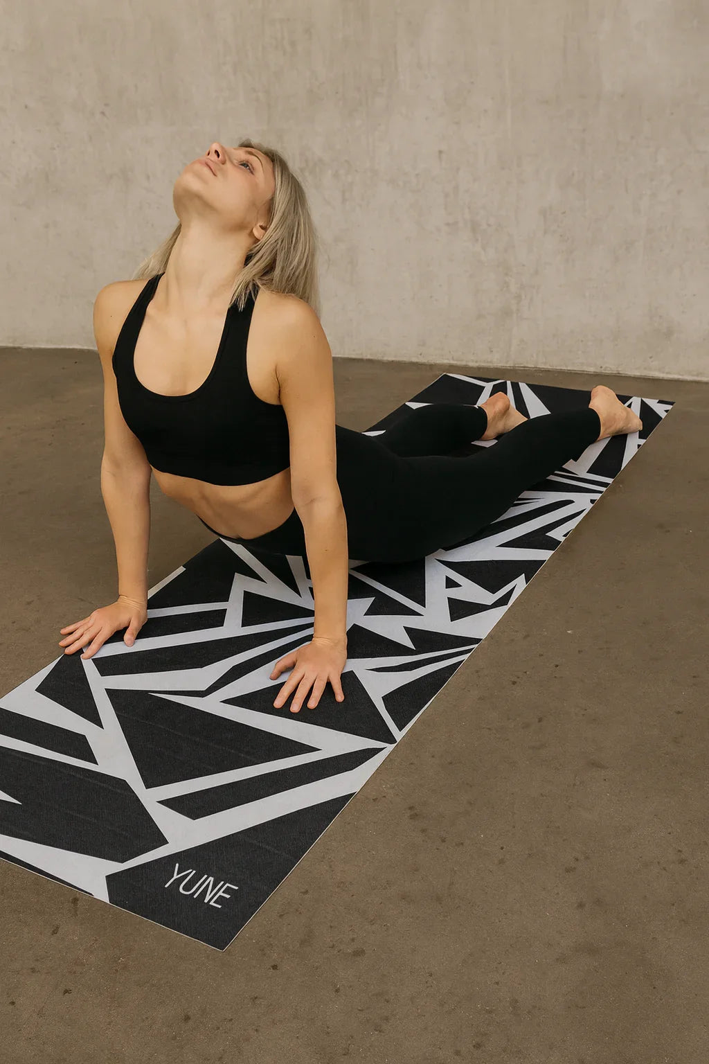 Yune Yoga Mat Shadow