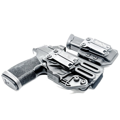 Four Brothers Sig P365-XMACRO IWB RH Holster with Magazine Carrier Combo