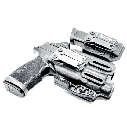 Four Brothers Sig P365-XMACRO & TLR-7 X or HL-X IWB Holster with Magazine Carrier Combo