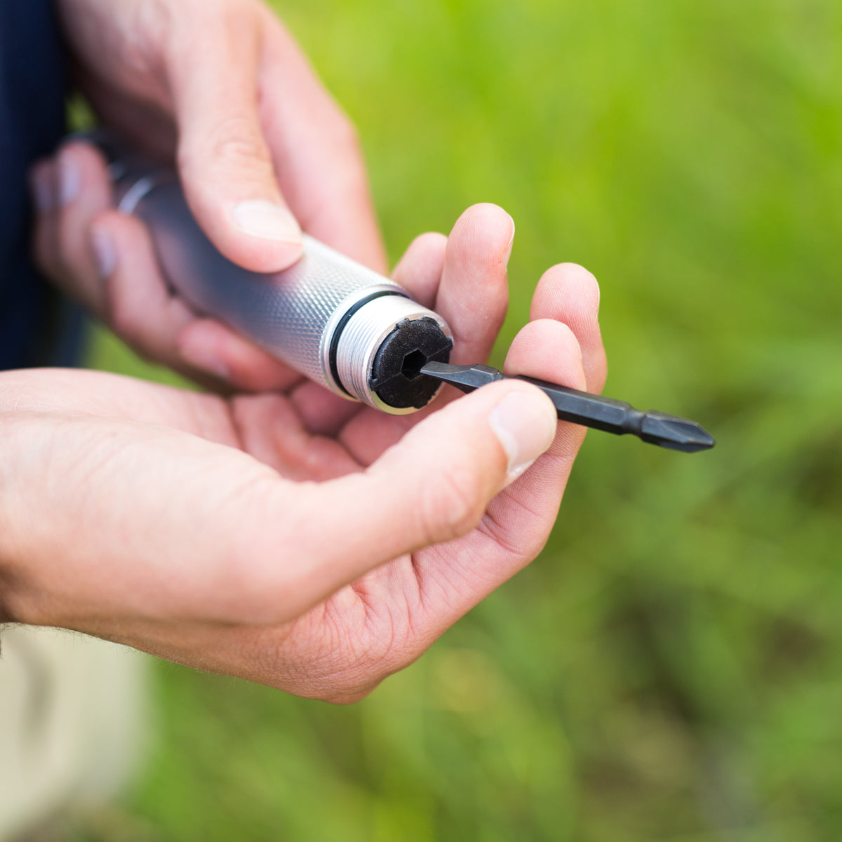 Survival Frog Stealth Tact Shovel