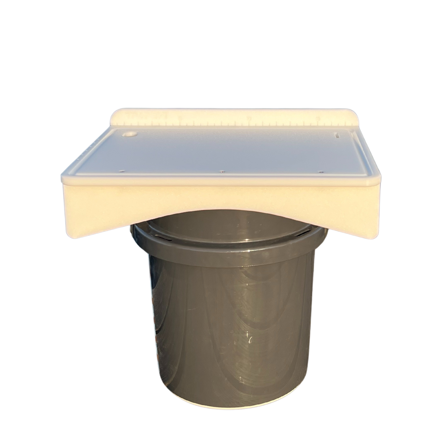 TRAPSKI Premium Single Bucket Raised 18" Fillet Table and Cutting Board
