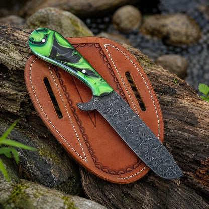 Frontier Cowboy Gear The Flash Flood – Custom Handmade Raindrop Pattern Damascus Steel Bull Cutter Knife with Epoxy Resin Handle & Leather Sheath