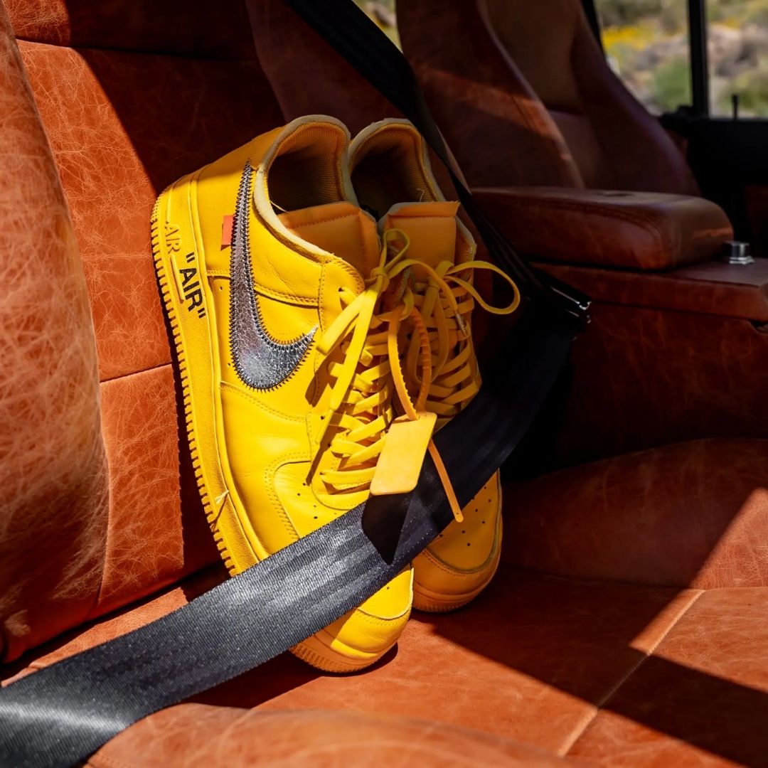 Lace Bread Corona Yellow