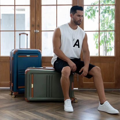 Travellty Vintage 3 Piece Expandable Retro Luggage Set