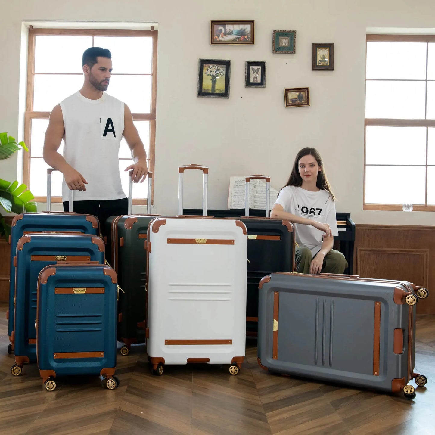 Travellty Vintage 3 Piece Expandable Retro Luggage Set