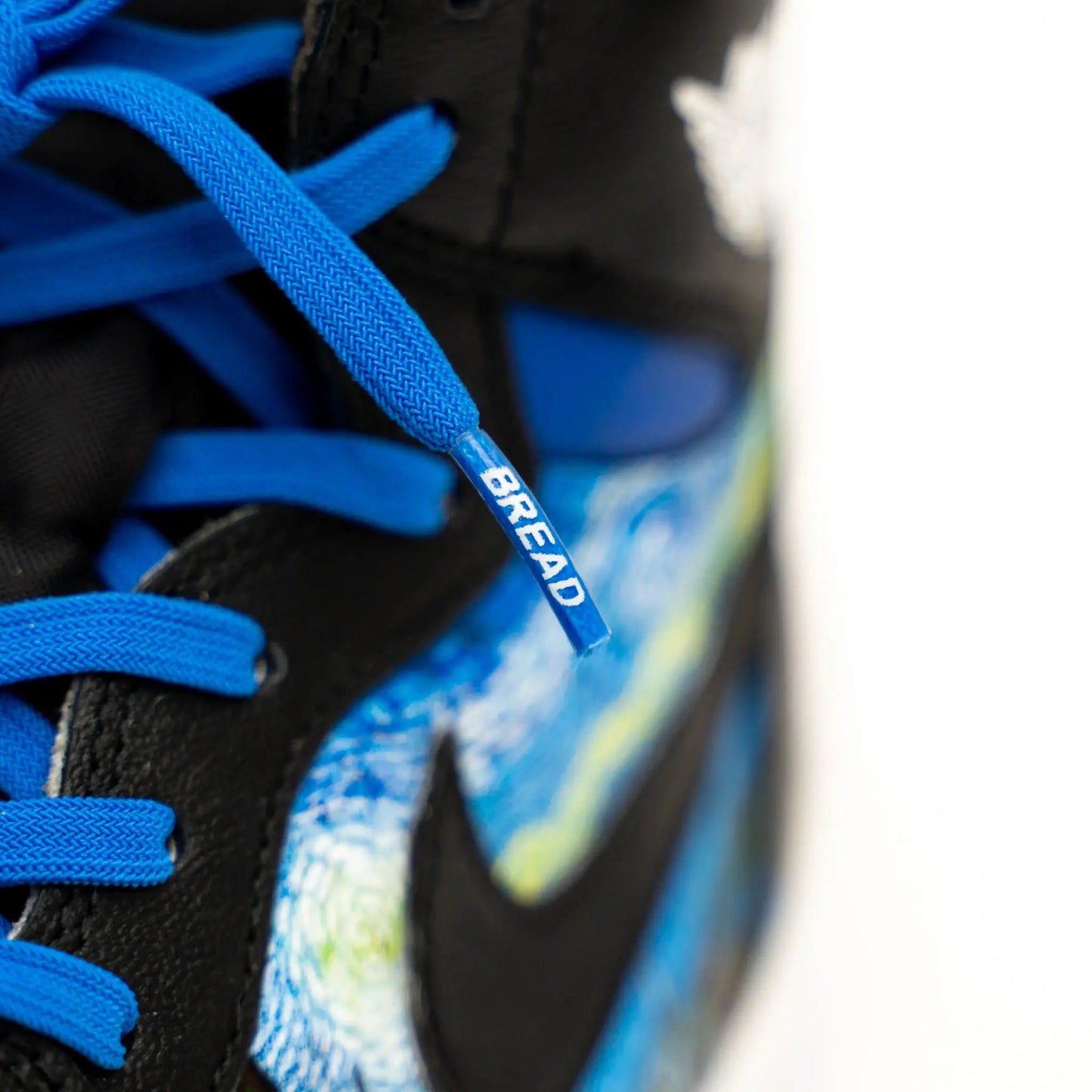 Lace Bread Sonic Blue
