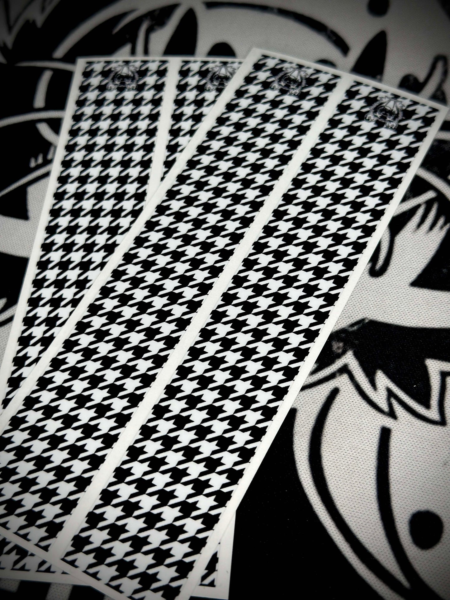 The Bowtique Houndstooth Arrow Wraps