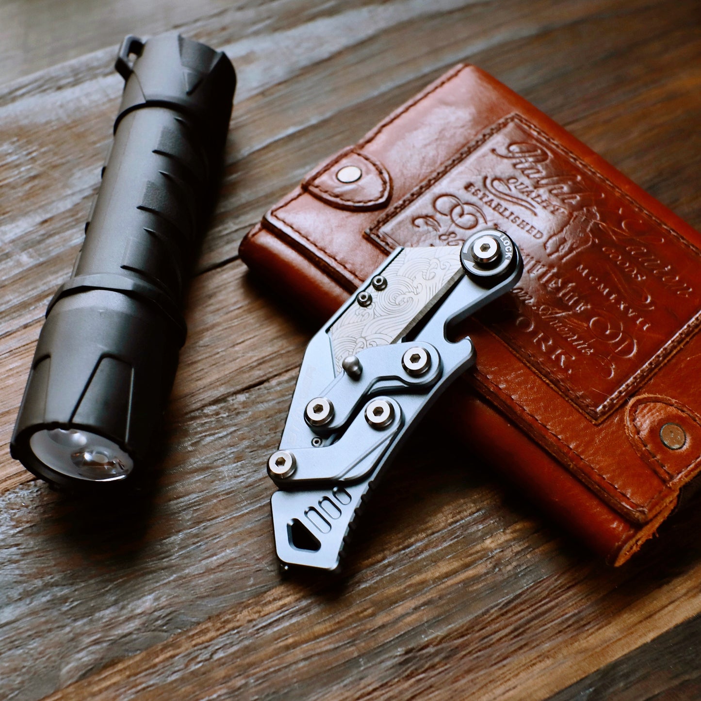 Stinger Survival Tools Godzilla Tool, Folding Pocket Utility - Space Grey