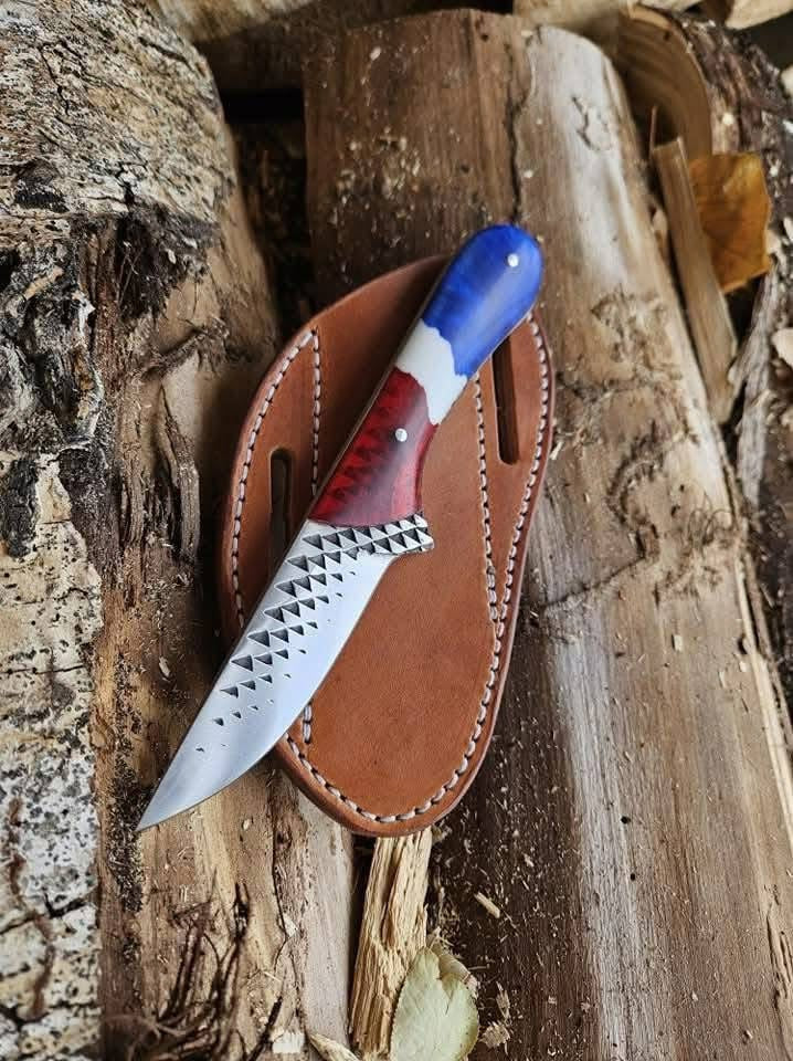 Texan Knives Handcrafted Western Knives USA – Durable Rasp Tool Blade & Epoxy Resin Handle