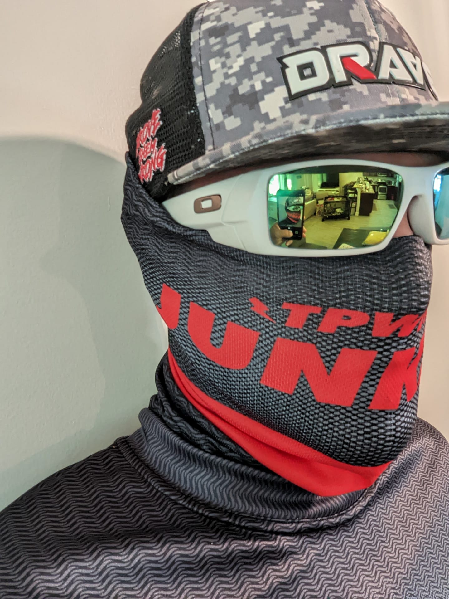 Drave USA TPWTR JUNKIES Buff