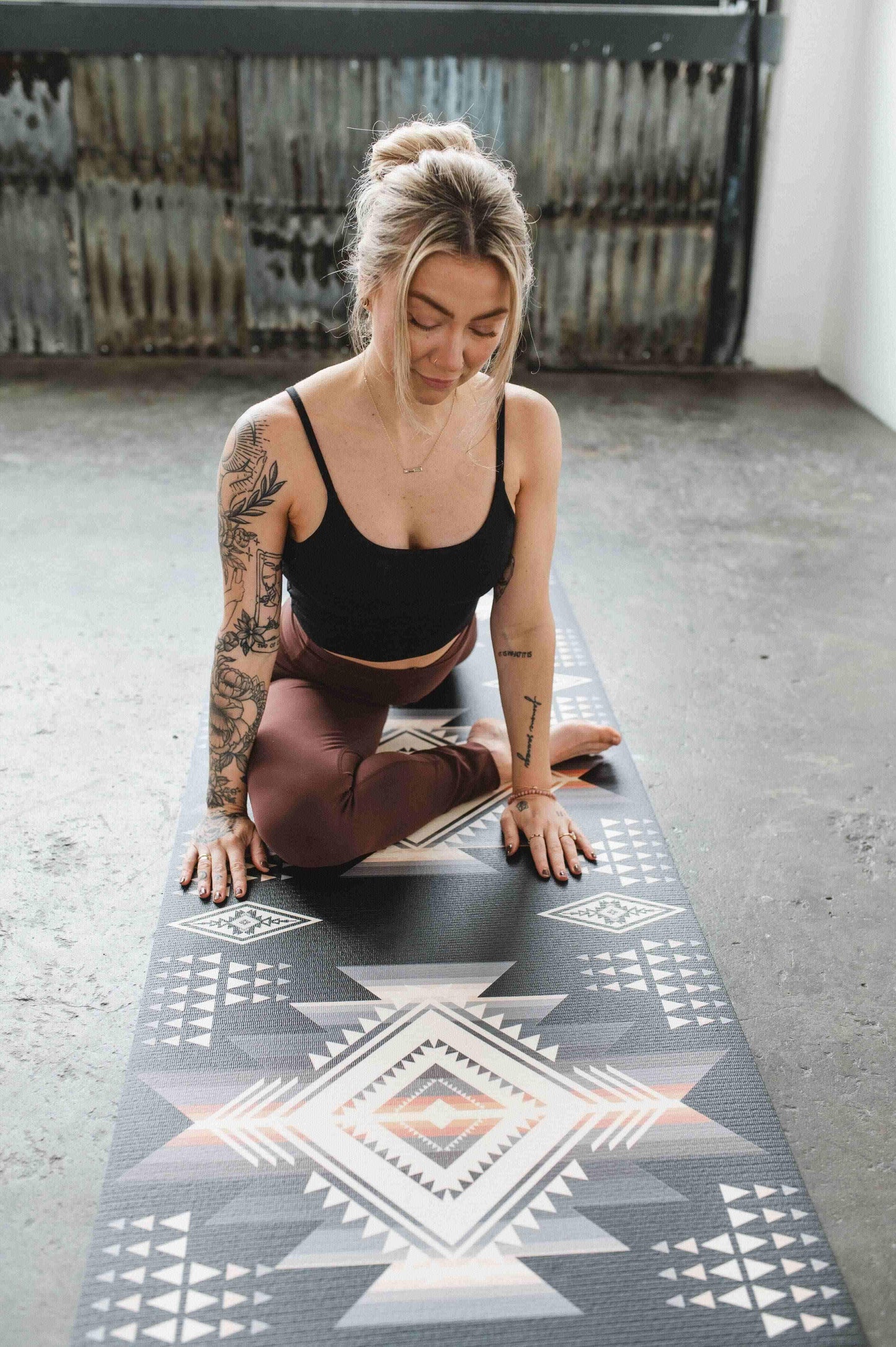 Yune Yoga Mat Buffalo Hills Shadow 6mm
