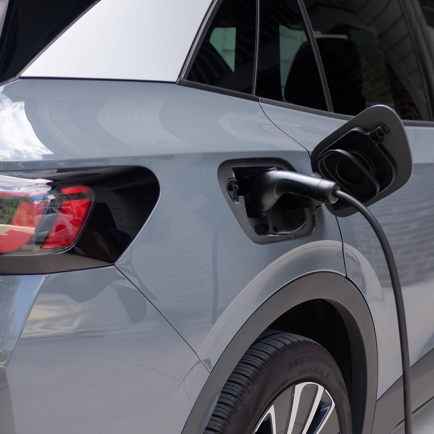 Battery Tender® eCharge 40 AMP, Level 2 Mountable Indoor Outdoor EV Charger