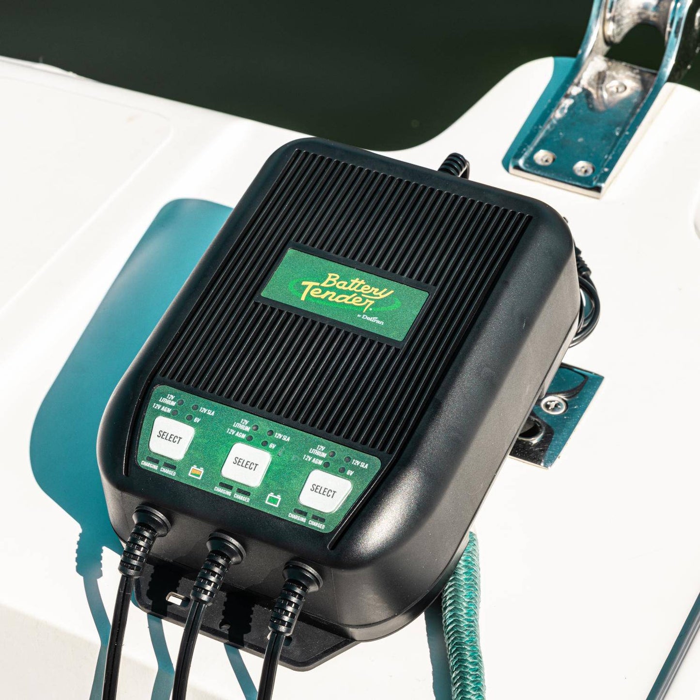 Battery Tender® 3-Bank Selectable 12V or 6V, 9 AMP Battery Charger